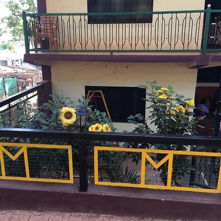 Hotel Madhumalti Mātherān Exterior foto
